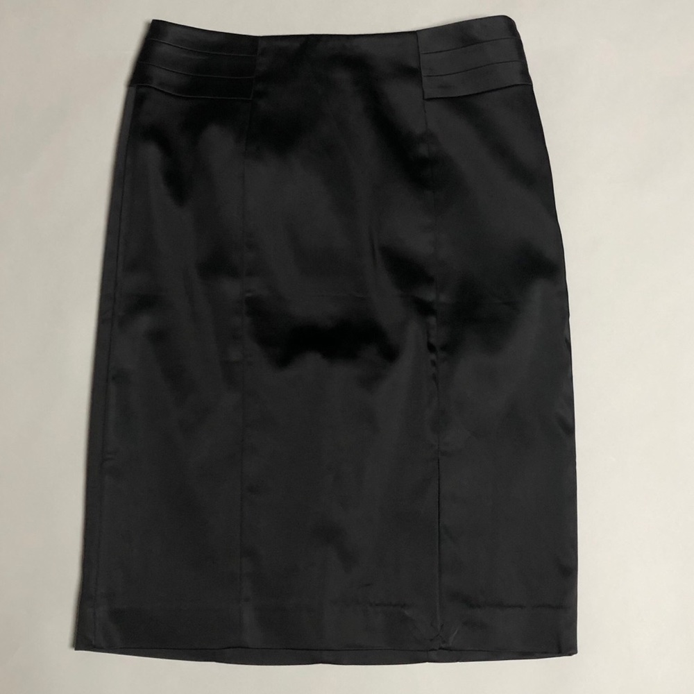 White House Black Market size 6 pencil skirt